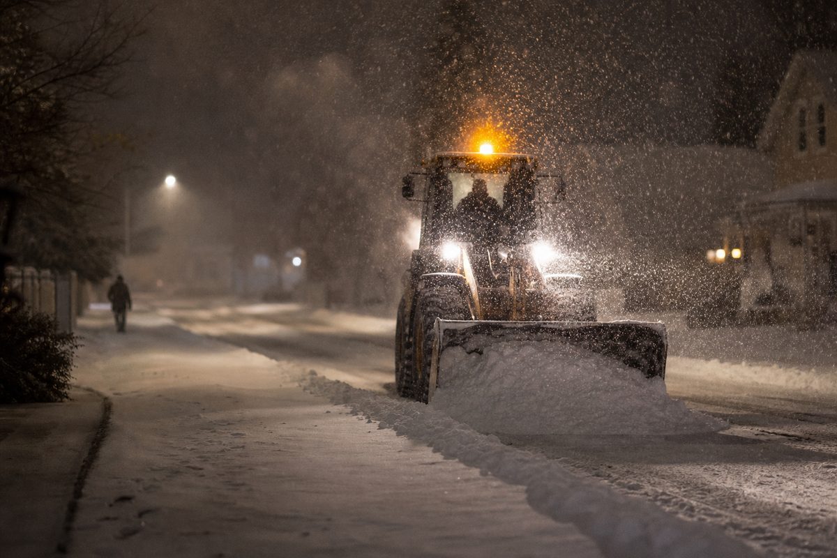 Emergency Snow Removal in Saskatoon