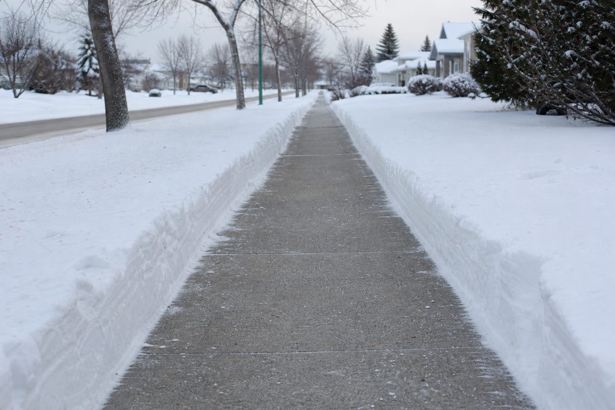 Sidewalk Snow Clearing in Saskatoon